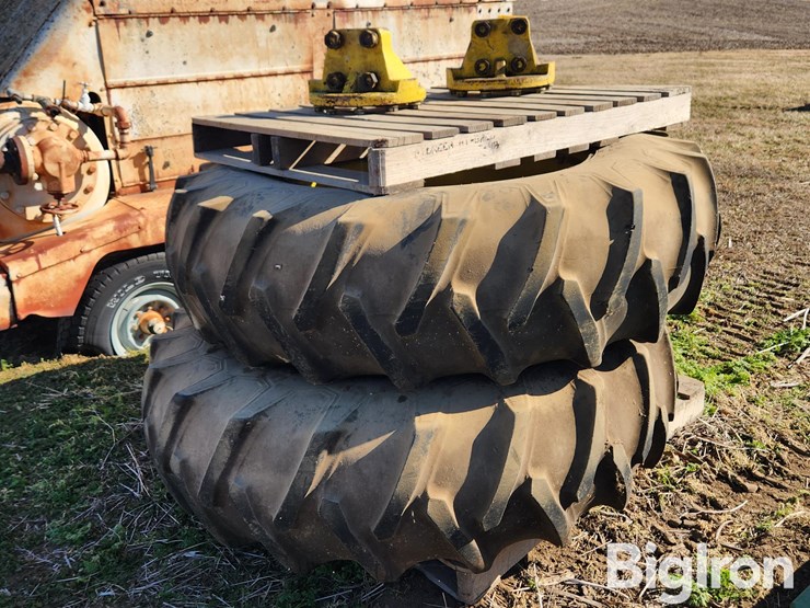 18.4-38-tires,-rims-&-hubs-image-5