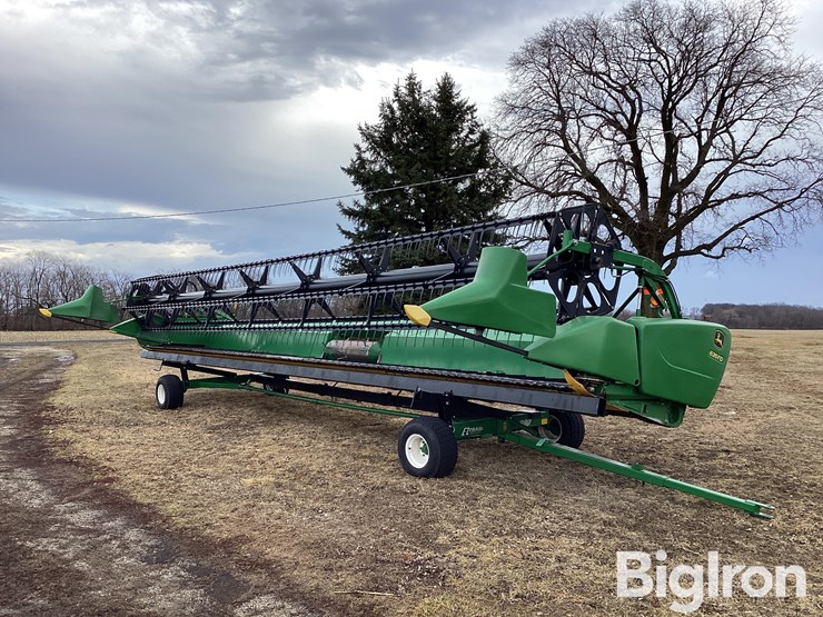 2013-john-deere-635fd-image-1