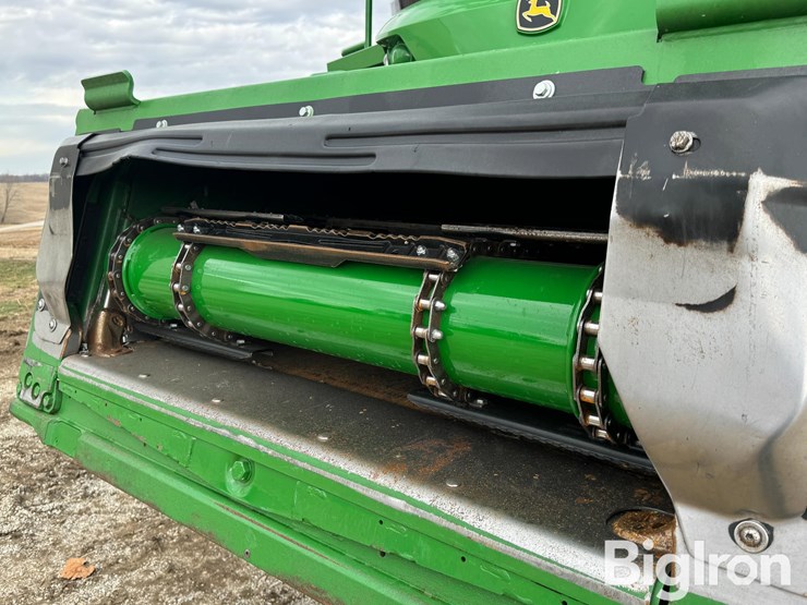 2020-john-deere-s790-image-11