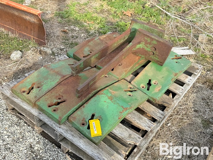 john-deere-8-image-2