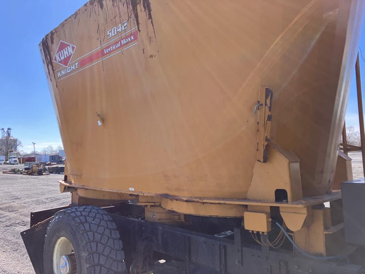 1990-peterbilt-377-image-7