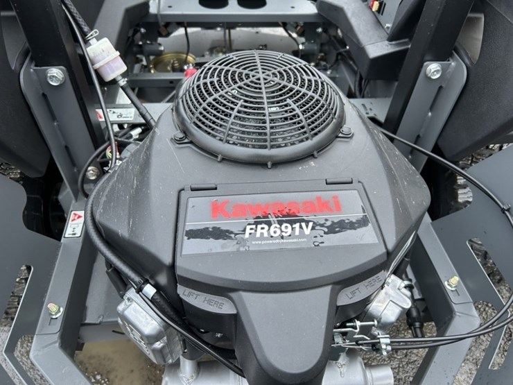 2023-spartan-rz-hd-zero-turn-mower-image-29