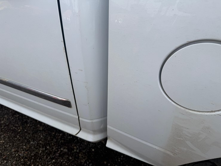 2015-dodge-1500-image-9