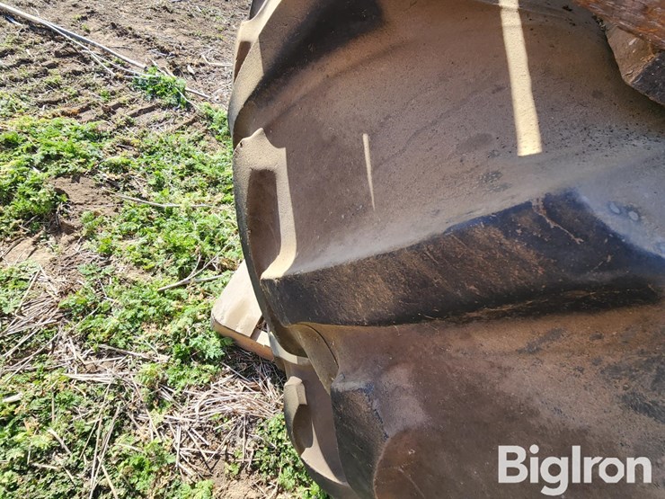 18.4-38-tires,-rims-&-hubs-image-11