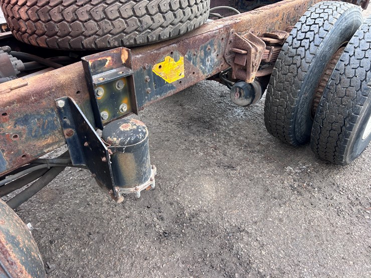 1992-international-4900-image-13