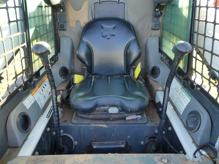 2013-bobcat-t190-image-12