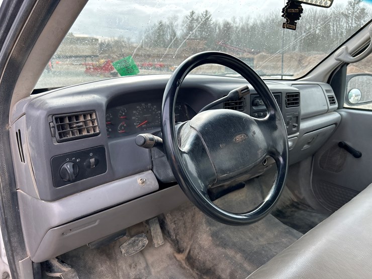 2001-ford-f250-image-40