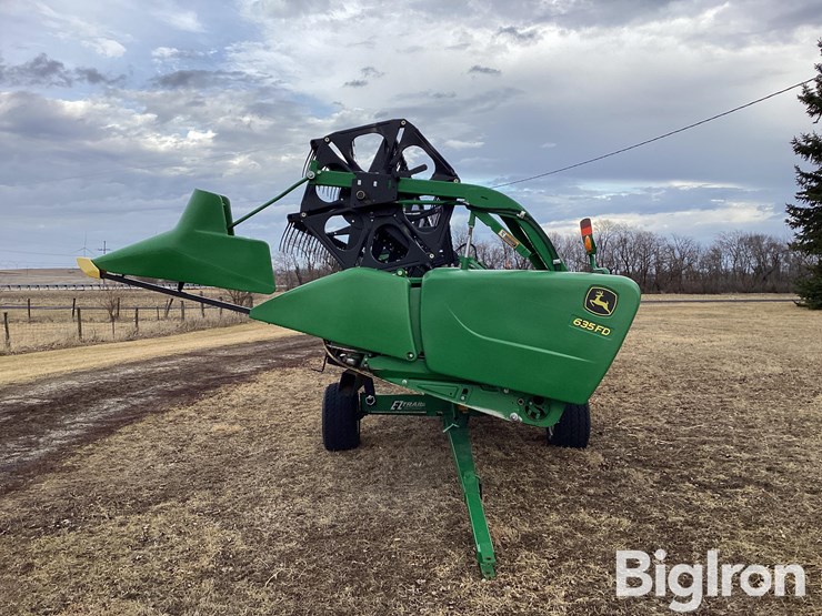 2013-john-deere-635fd-image-8