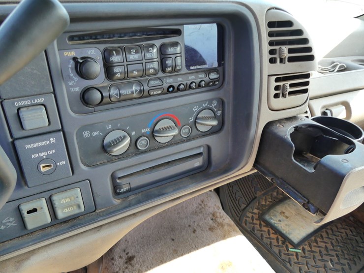 1996-chevrolet-1500-image-12