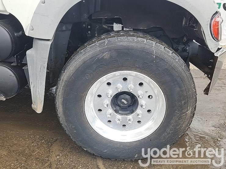 2011-mack-gu713-image-8