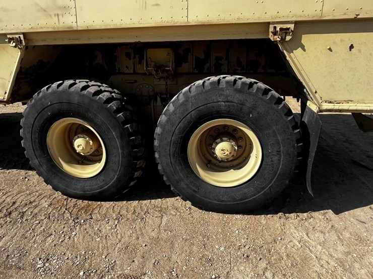 l2---1984-am-general-army-image-7