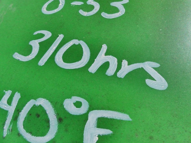 2025-john-deere-2025r-image-19