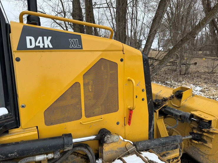 caterpillar-d4k-xl-image-23
