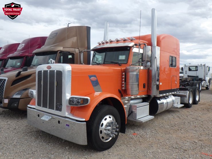 2023-peterbilt-389-image-1