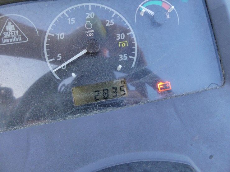 john-deere-1025r-image-17