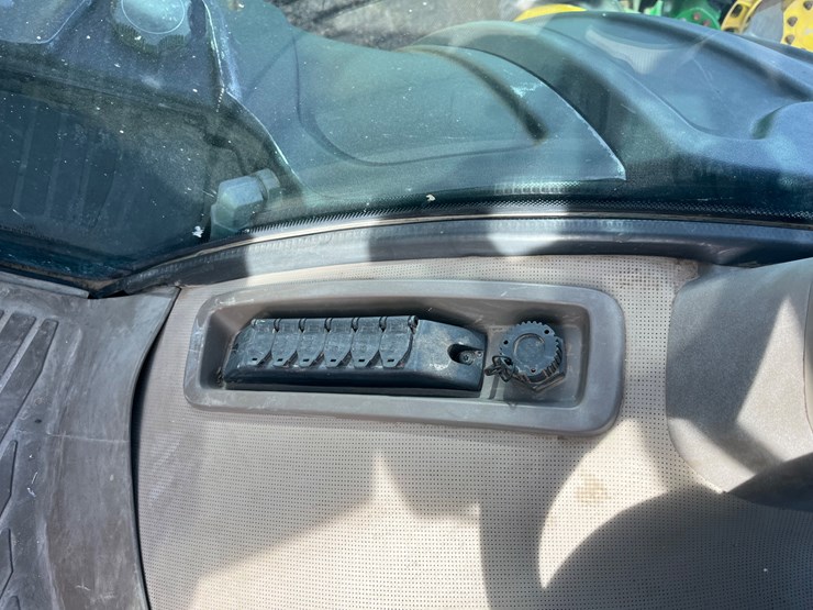 john-deere-9560rt-image-36