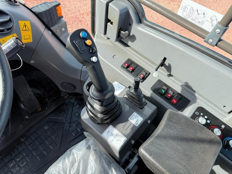 2022-sdlg-l918f-image-52