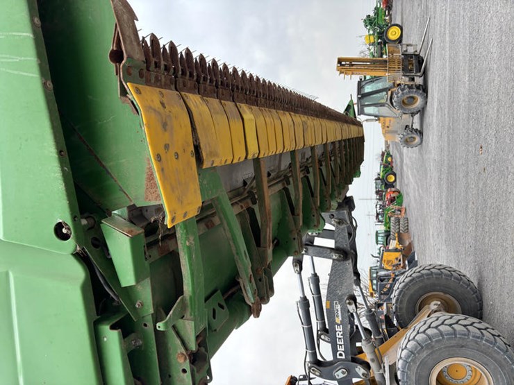 2010-john-deere-635f-image-18