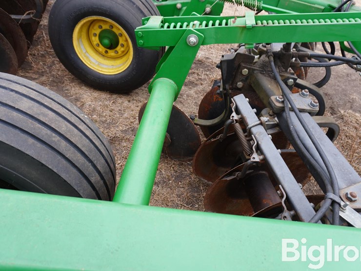 john-deere-637-image-15