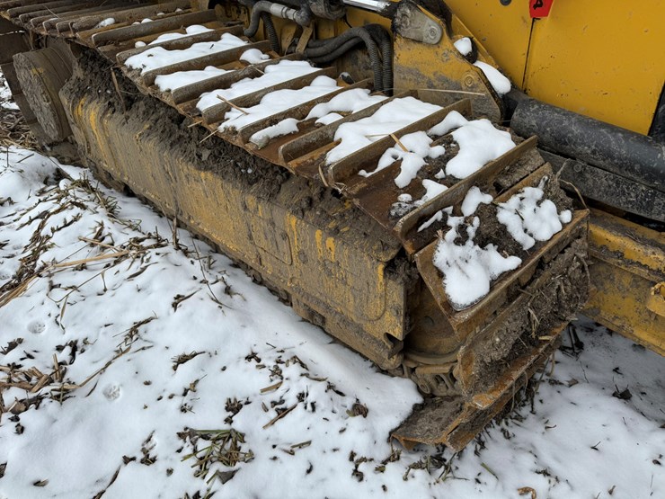 caterpillar-d4k-xl-image-44