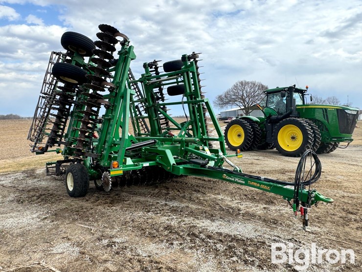 great-plains-3000tm-image-3