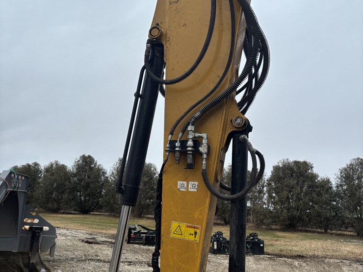 2023-caterpillar-308-image-45