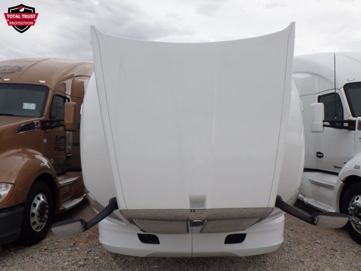 2022-kenworth-t680-image-22