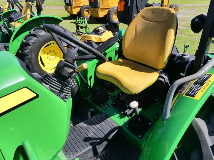 john-deere-5055e-image-12