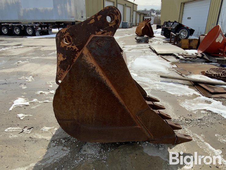 komatsu-pc200-image-4