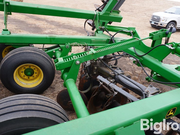 john-deere-637-image-14