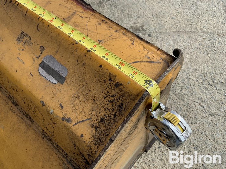 2012-deere-244j-image-15