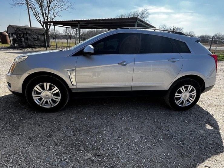 2013-cadillac-srx-image-1