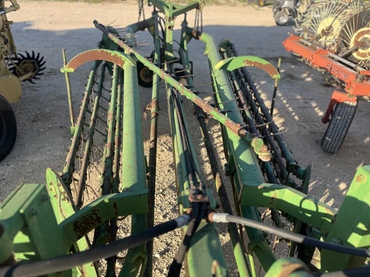 john-deere-700-image-6