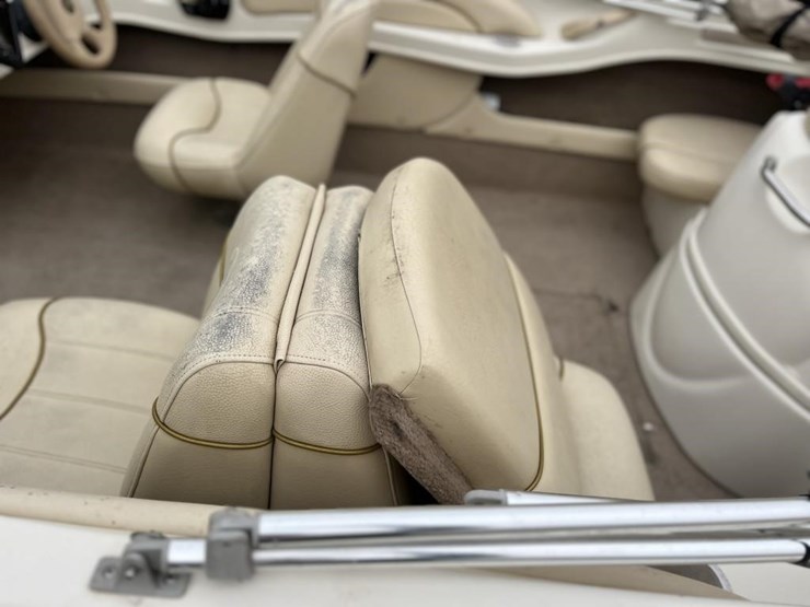 l3--2000-sea-ray-boat-&-trailer-image-10