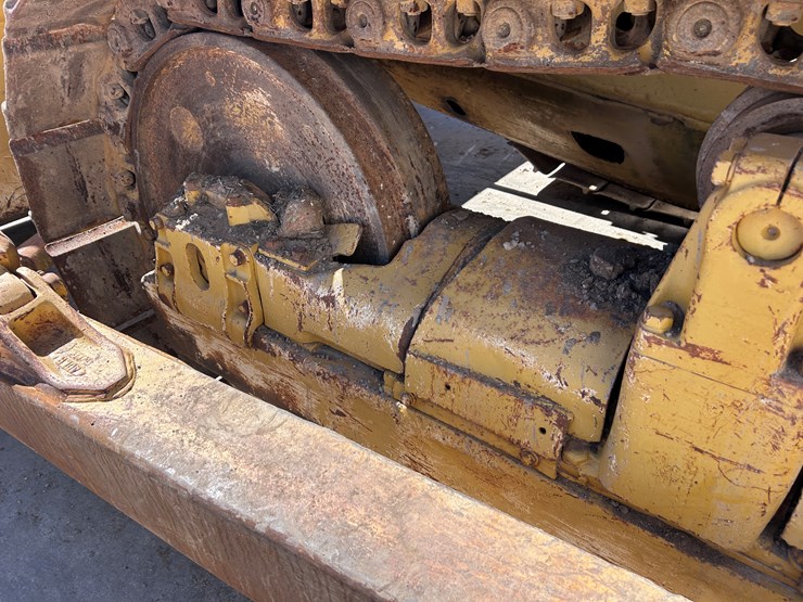 caterpillar-d7-image-47