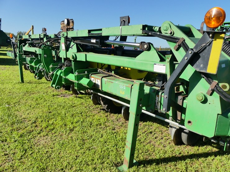 john-deere-1720-image-5