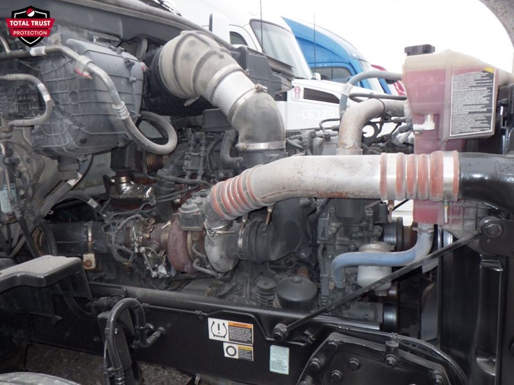 2022-kenworth-t680-image-23