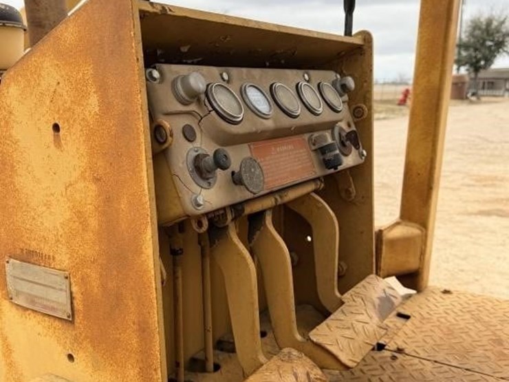 caterpillar-d3c-image-17