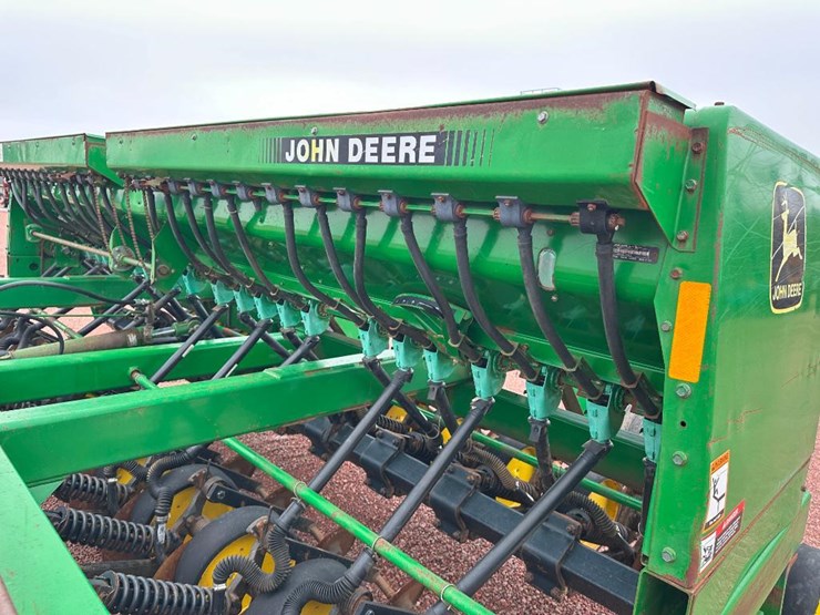 john-deere-750-image-11
