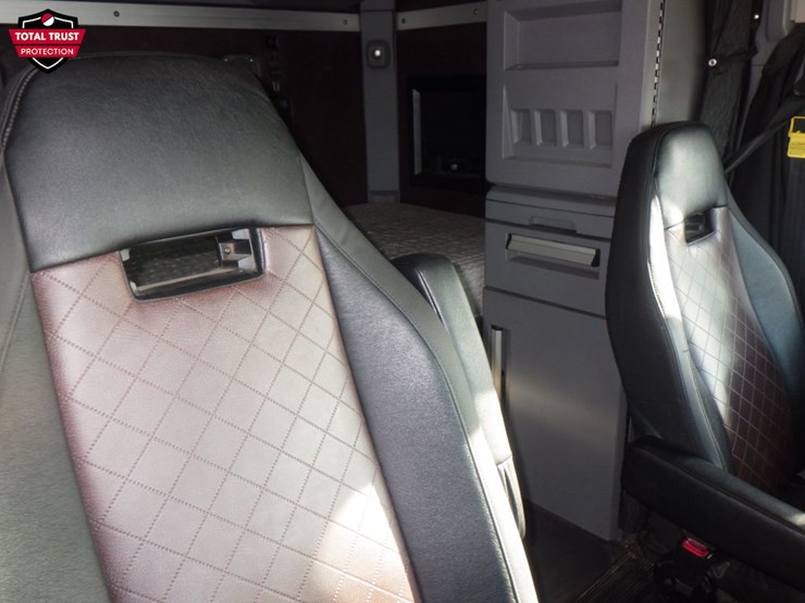 2020-mack-an64t-anthem-image-5