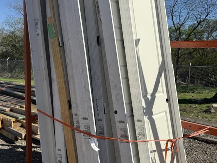 #267-•-rack-of-interior-doors---multiple-sizes-image-1