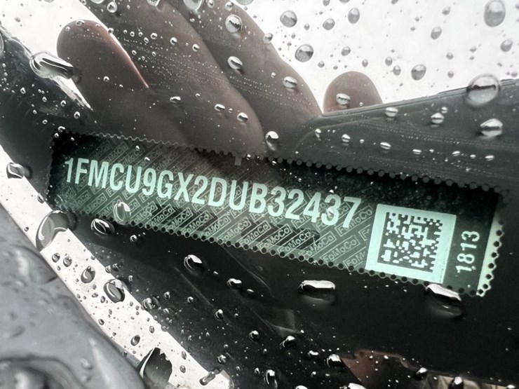 2013-ford-escape-image-9