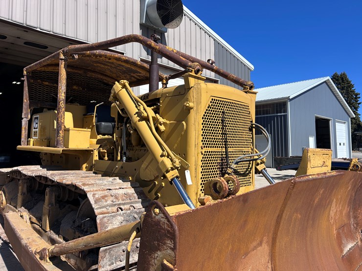 caterpillar-d7-image-19