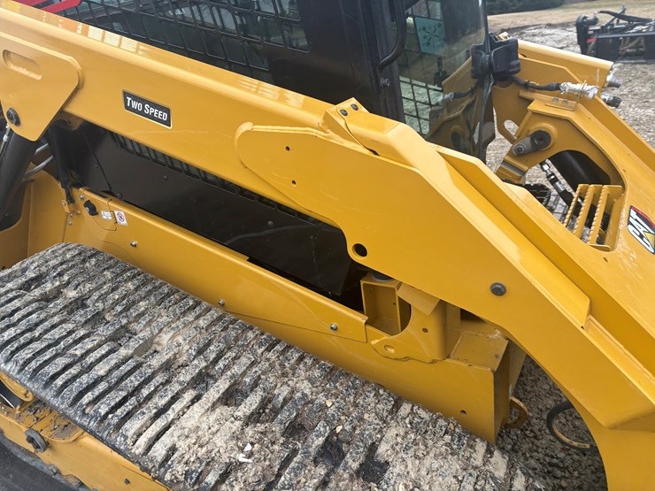 2023-caterpillar-289d3-image-56