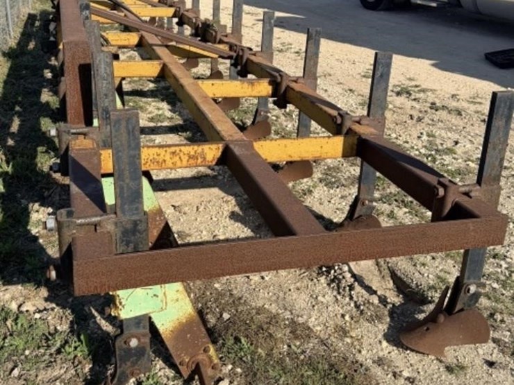 l1---hamby-row-weeder-image-4