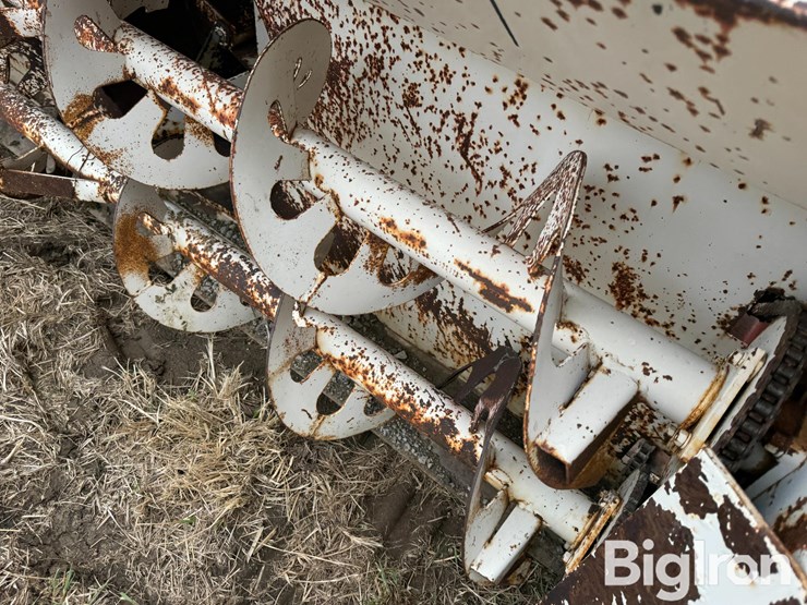 mckee-snolander-1101-8'-snow-blower-image-15