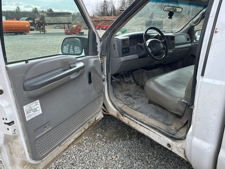 2001-ford-f250-image-38