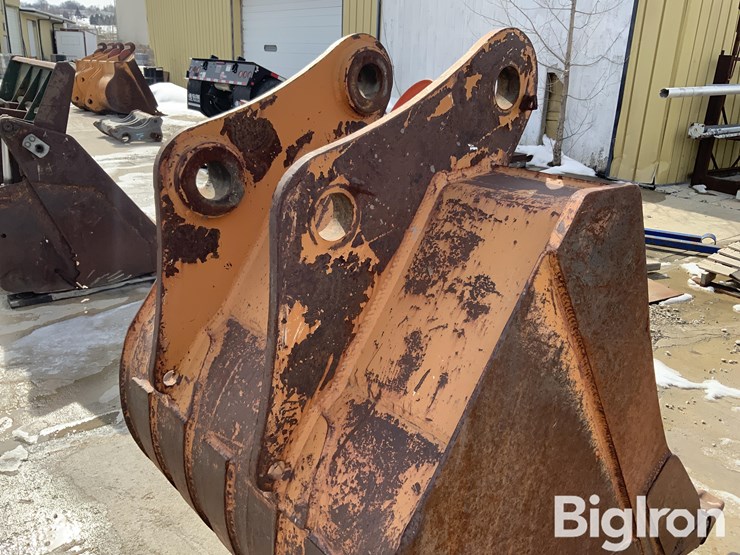 komatsu-pc200-image-11