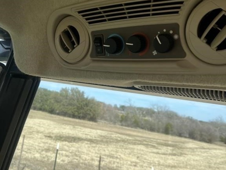 john-deere-5100e-image-12