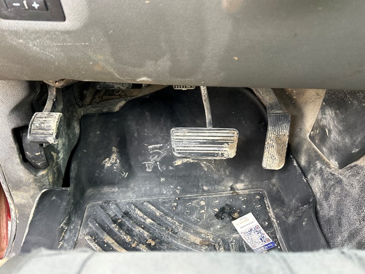 2012-chevrolet-silverado-2500-lt-image-54